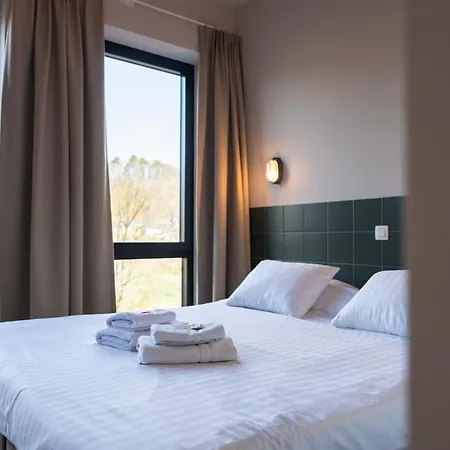 Lpm Hotel *